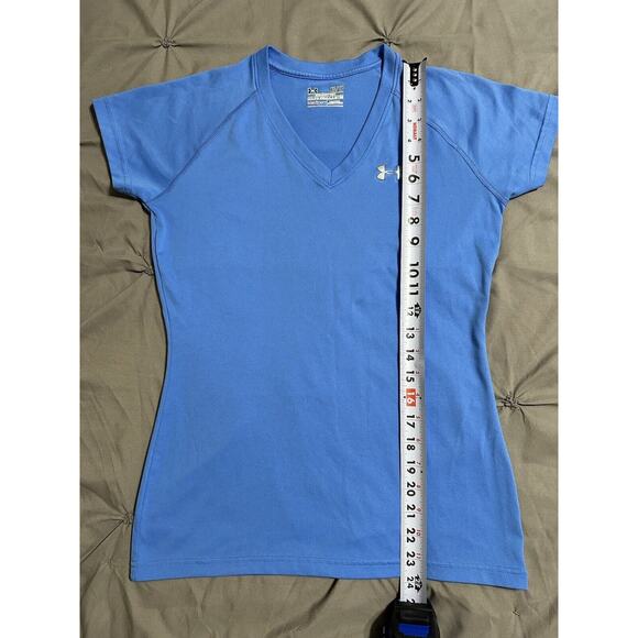 Under Armour T-Shirt Womens Size XS Blue Short Sleeve Semi Fitted Heat Gear - Picture 7 of 10